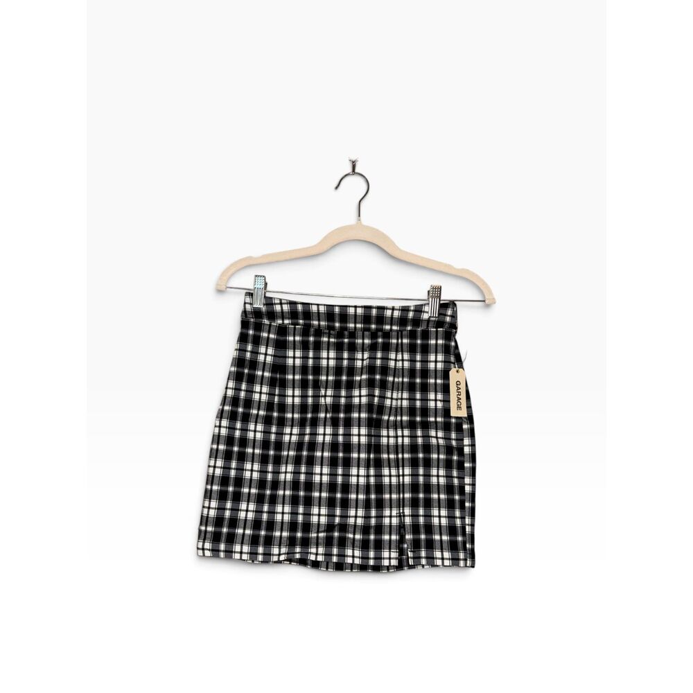 Garage Women's Black White Plaid Mini Skirt Front Slit Back Zip XS NWT